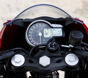 2026 triumph thruxton 400 review gallery