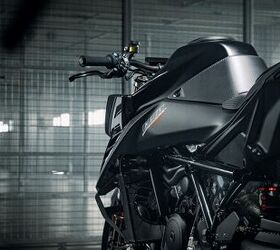 2026 ktm 1390 super duke rr track gallery