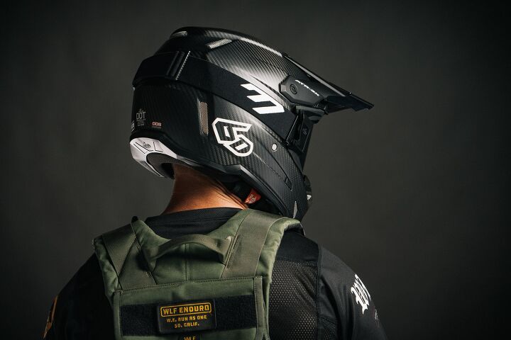 6D ATR-3X Helmet Gallery | Motorcycle.com 6D ATR-3X Helmet Gallery | Motorcycle.com