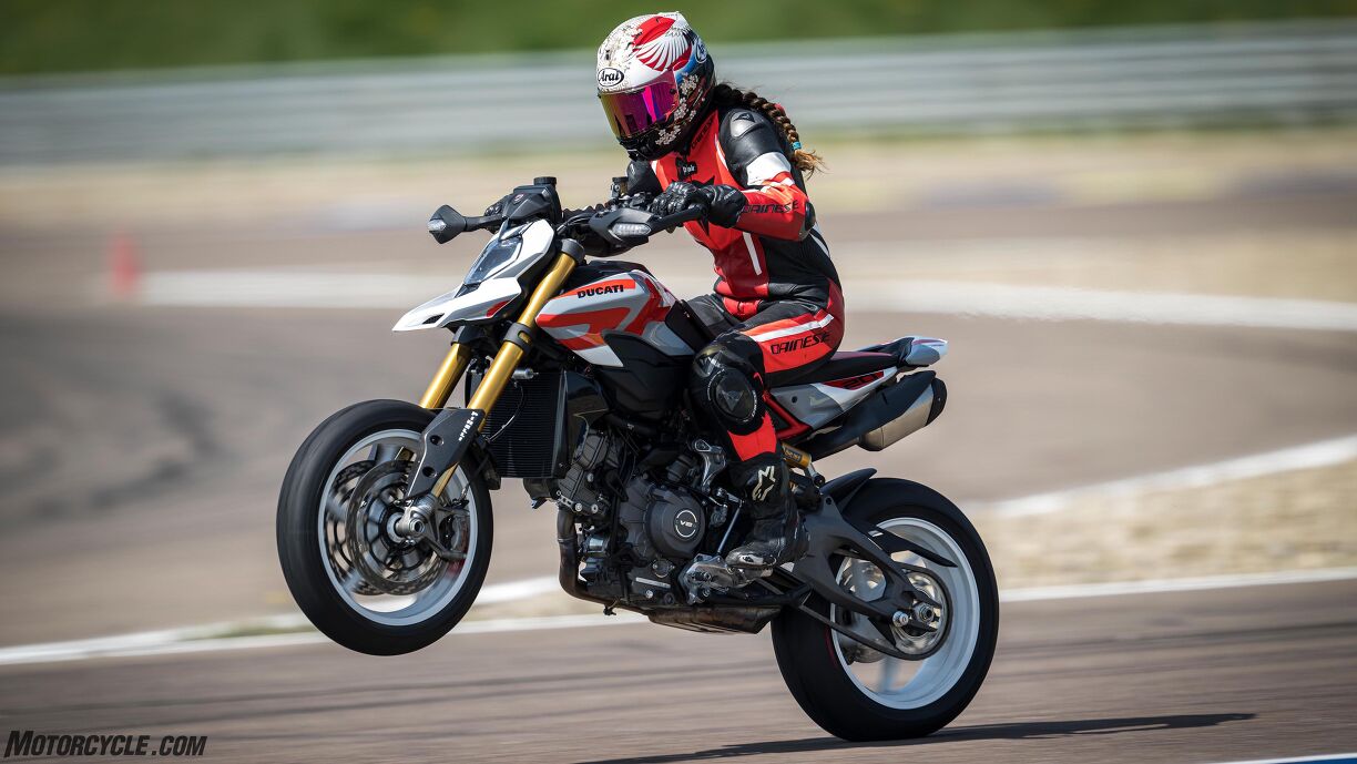 Motorcle Rider Sliding Mastering The Bike Slide β Just Trust The Machine | Motorcycle.com