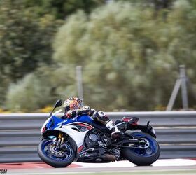 2026 suzuki gsx r1000r review gallery