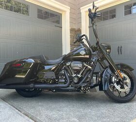 2022 Harley-Davidson Road King Special – 7,700 Miles