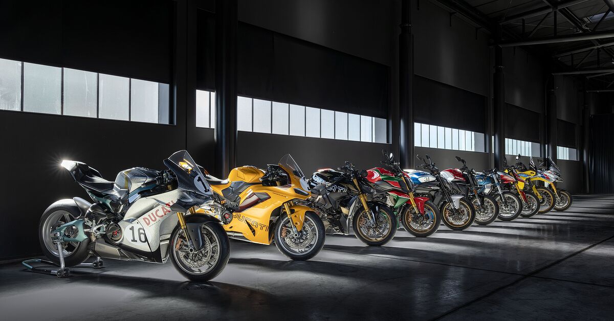 100 Motorcycle Ducati Celebrates Iconic Liveries With Collezione 100 | Motorcycle.com