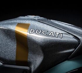 ducati collezione 100 panigale v4 s 100
