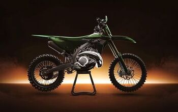 Akuma releases Army-themed helmet | Motorcycle.com Akuma releases Army-themed helmet | Motorcycle.com
