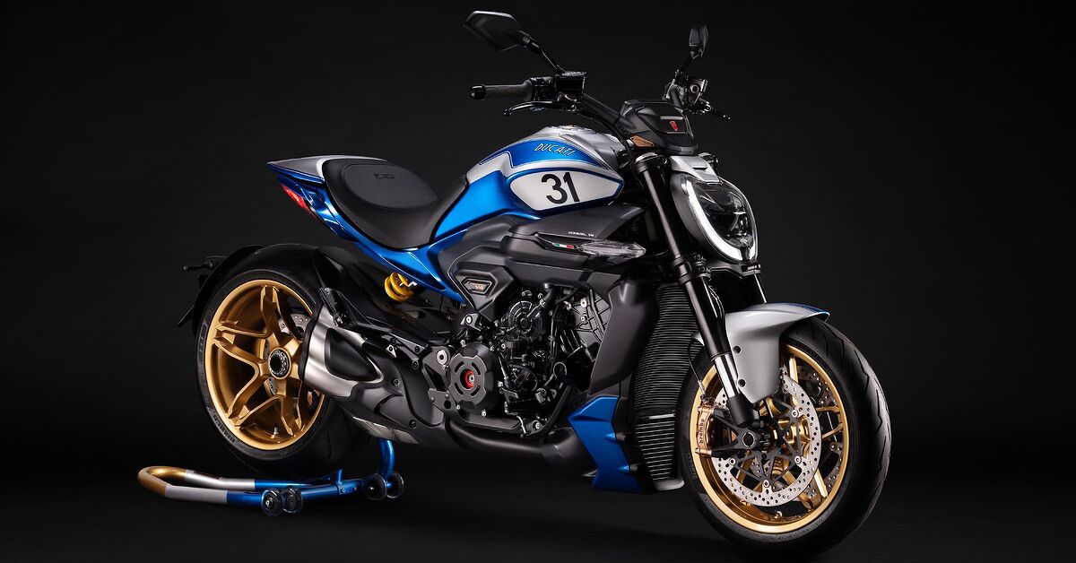 Ducati Collezione 100 XDiavel V4 100 Gallery
