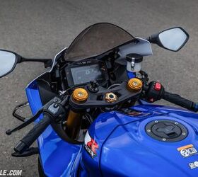 highs and sighs 2027 suzuki gsx r1000r, Sigh An Outdated LCD Instrument Display