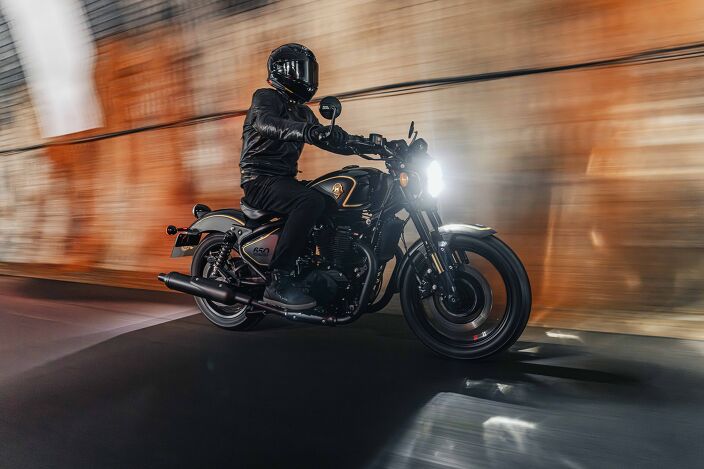 Printable Motorcycles Registrations Open For Limited Edition Royal Enfield Shotgun 650 ...