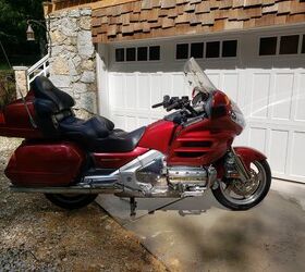 2001 Honda GL1800