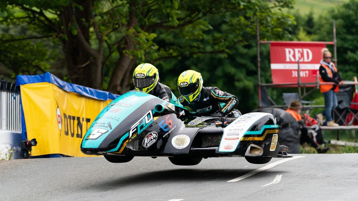 Men Classification Isle of Man TT Announces Changes To Sidecar Class | Motorcycle.com