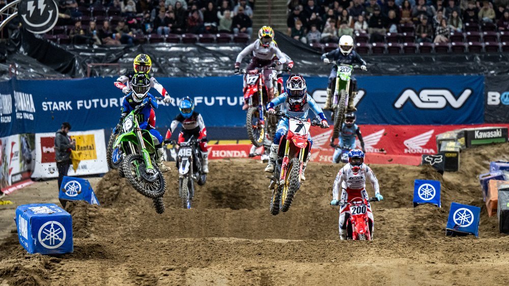 Ama Roma AMA To Back Three Arenacross Series for 2026-2027 | Motorcycle.com