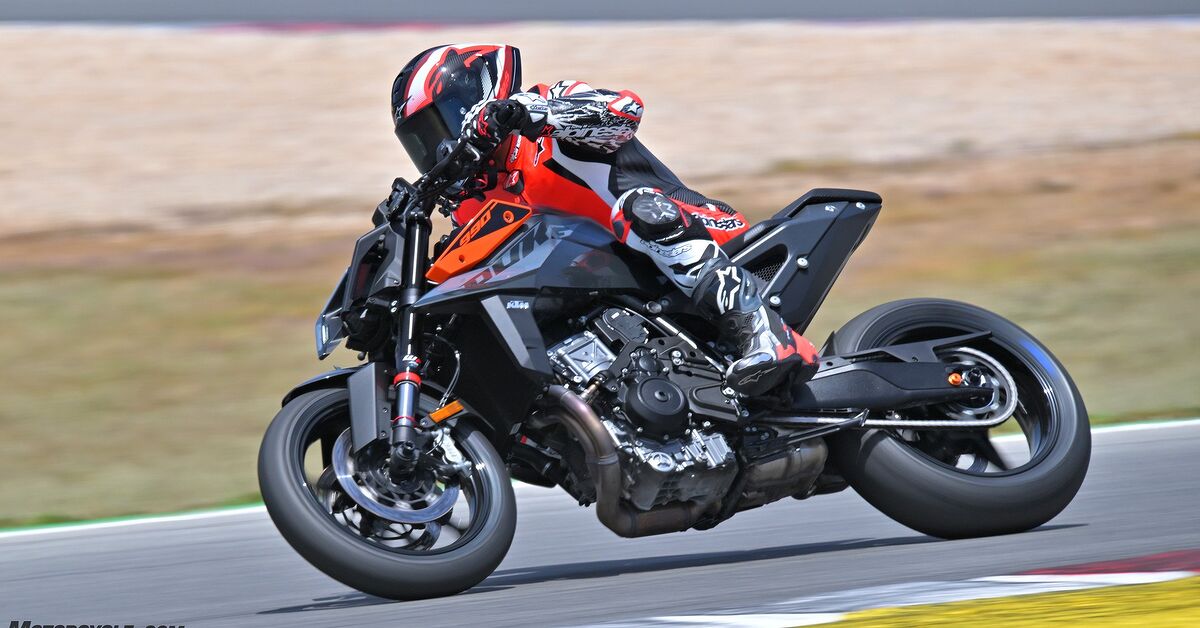 Duke 980 2024 KTM 990 Duke Track Test | Motorcycle.com